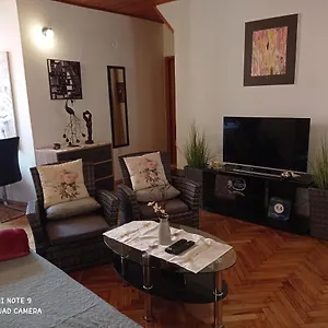 Piazza Antica Apartment